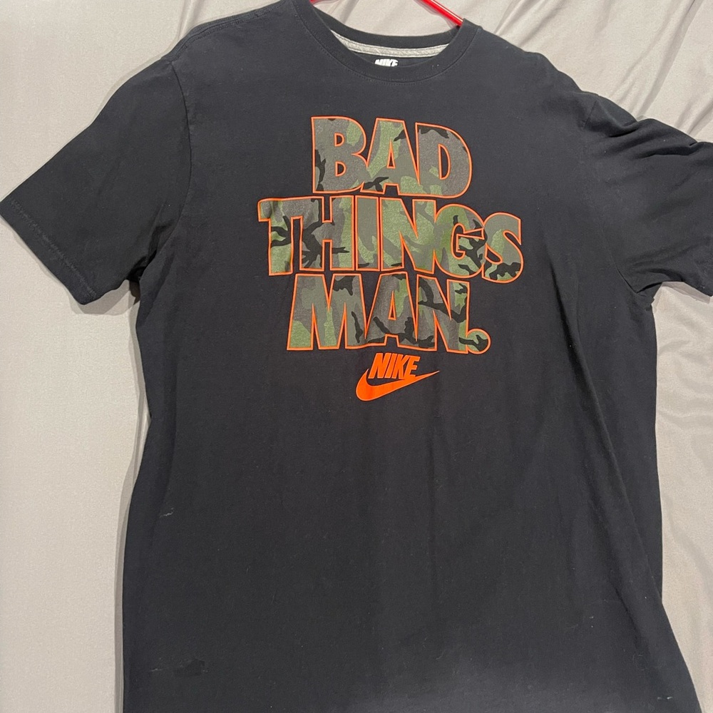 Nike T Shirt